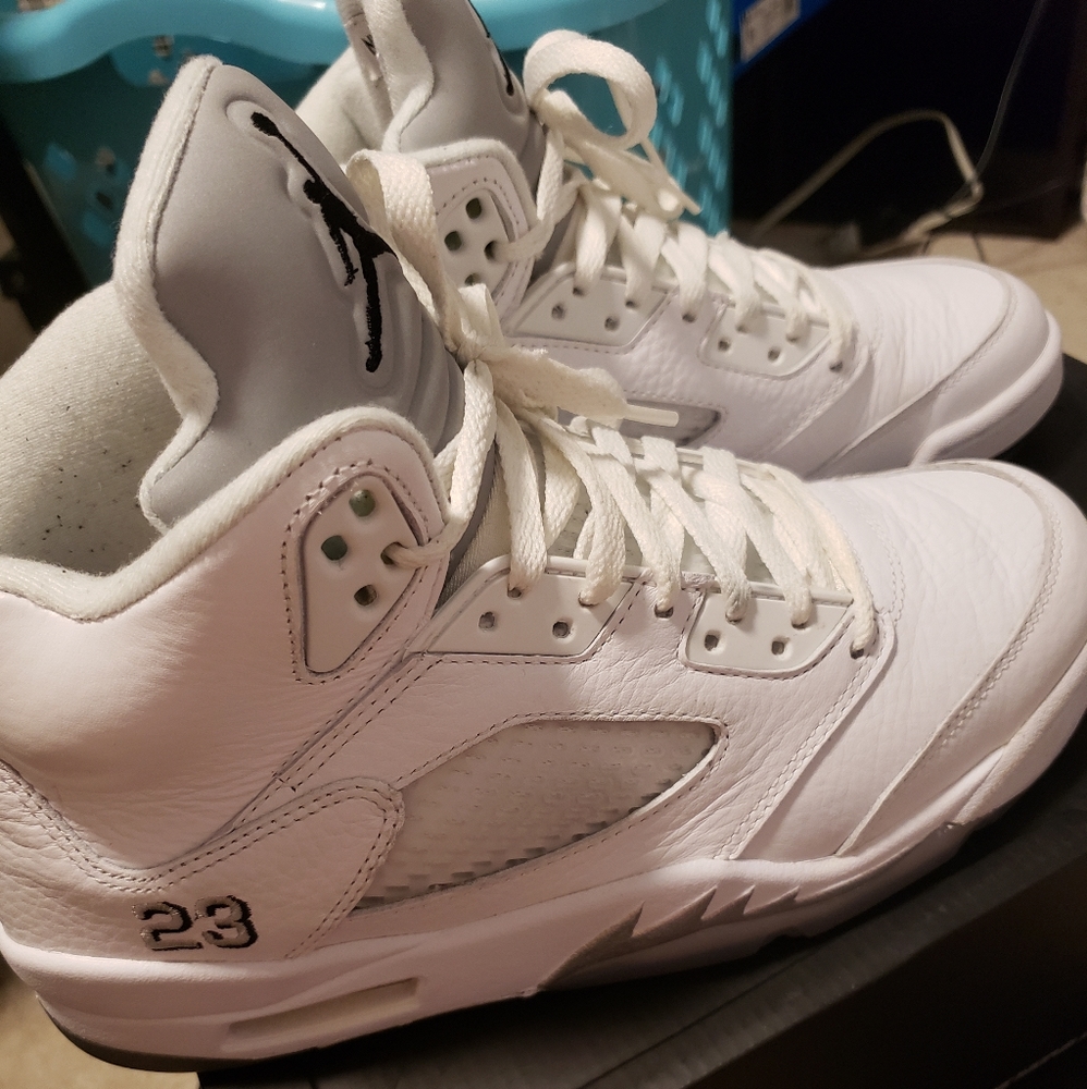 Air Jordan 5 Metallix White